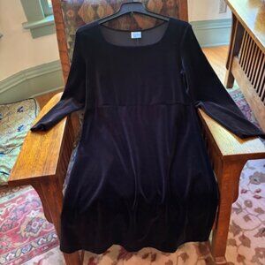 Elegant velvet Hanna Andersson Ladies Dress - Size Large